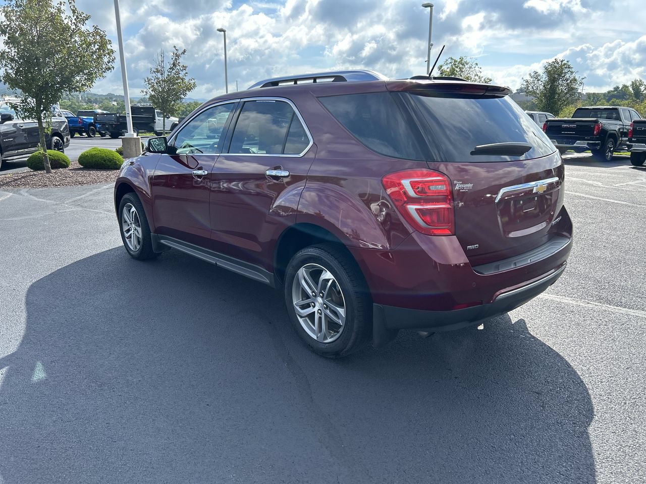 Used 2016 Chevrolet Equinox LTZ w/ Enhanced Convenience Package AWD/4WD image 5