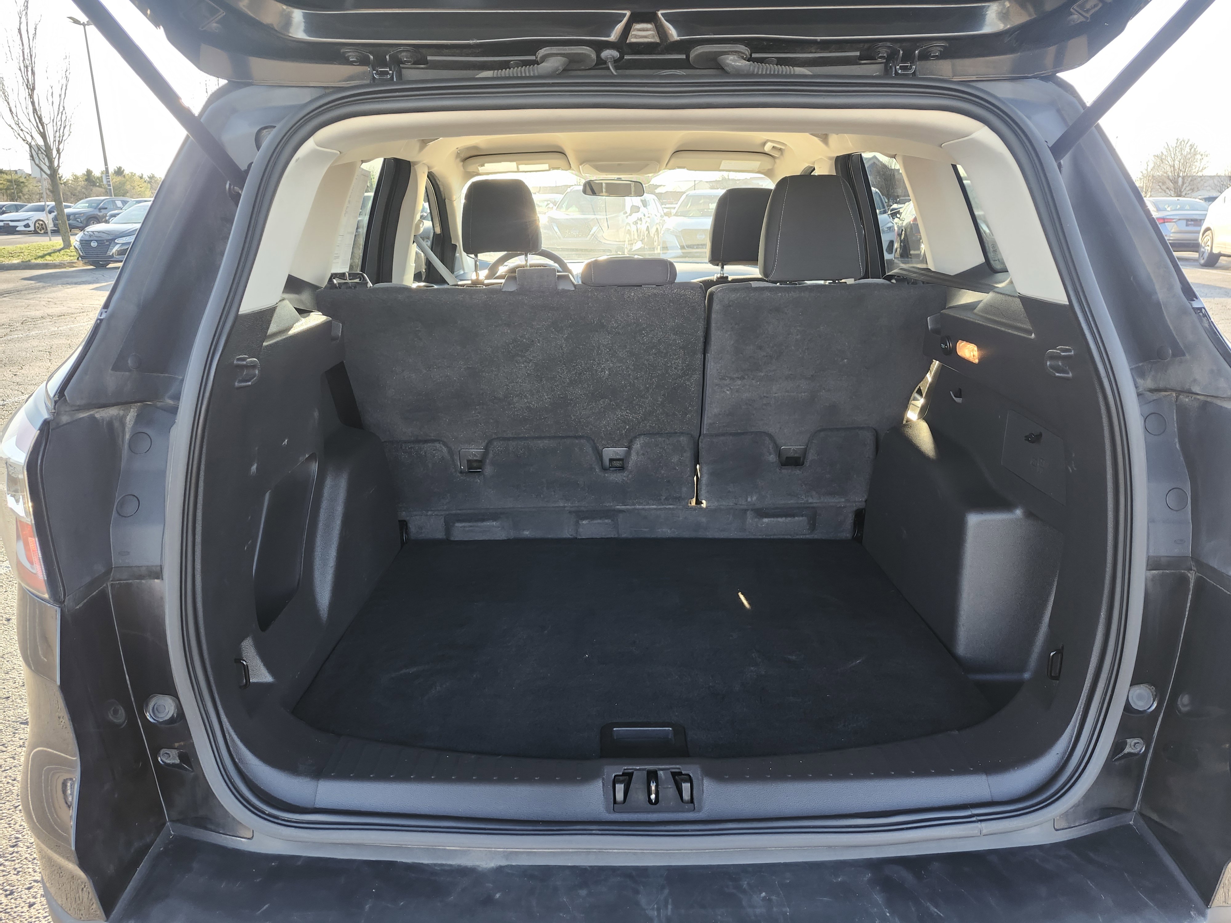 Used 2017 Ford Escape SE FWD image 22
