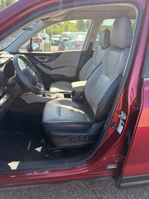 Used 2020 Subaru Forester Limited w/ Popular Package #3 AWD/4WD image 5