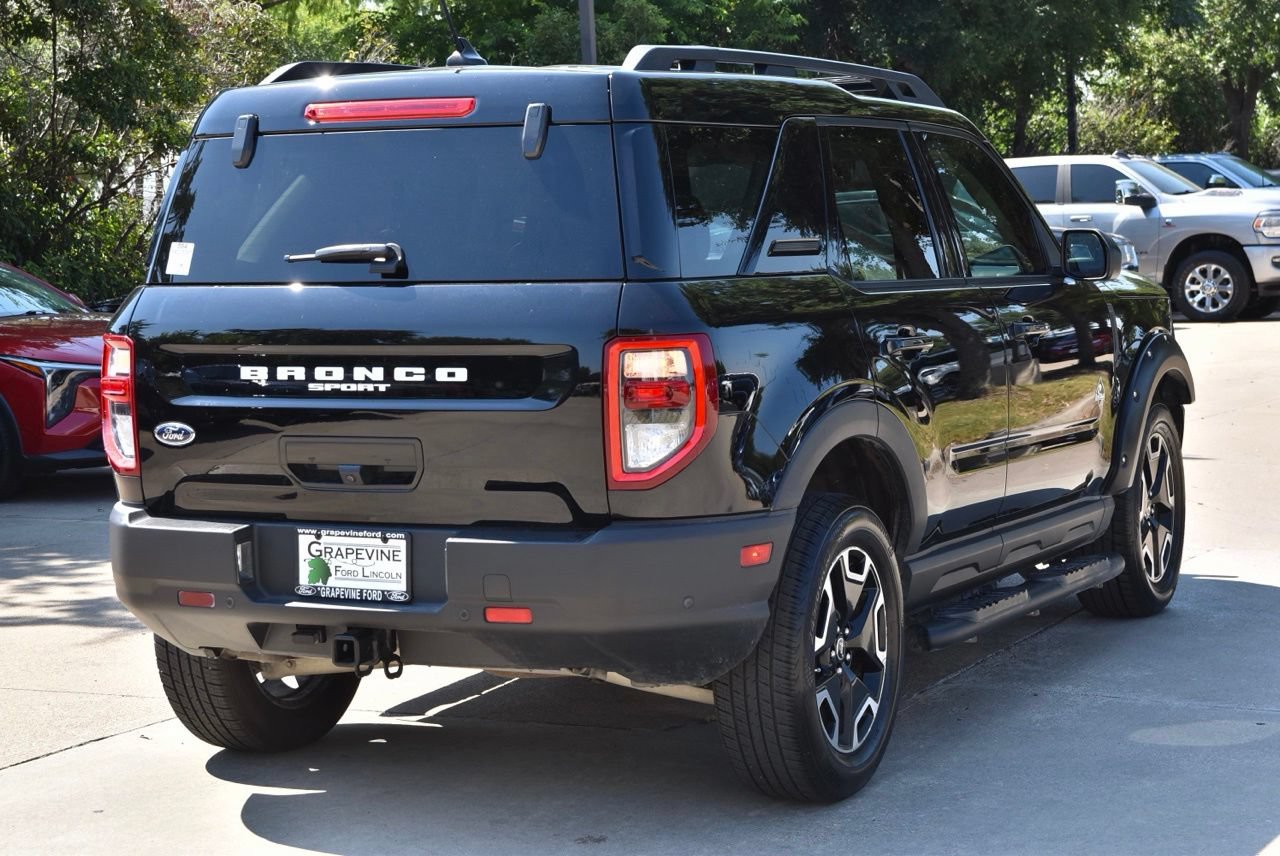Used 2023 Ford Bronco Sport Outer Banks w/ Tech Package AWD/4WD image 8