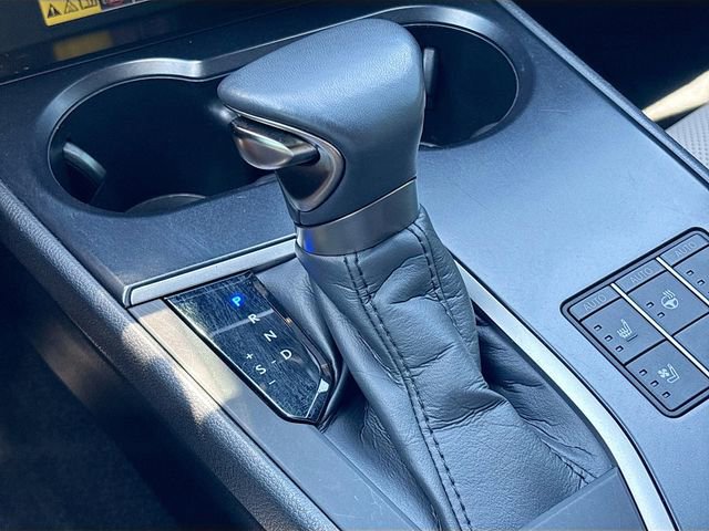 Used 2023 Lexus UX 250h FWD w/ Accessory Package (Z2) image 28