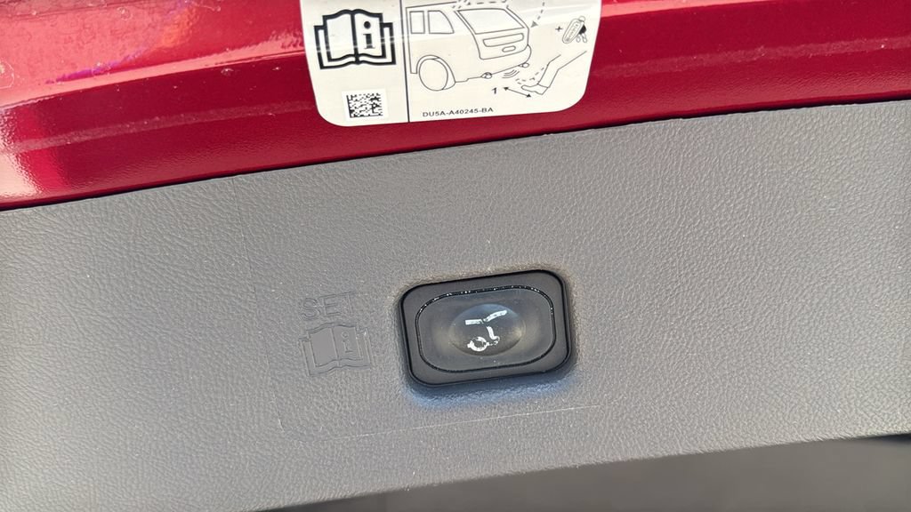 Used 2019 Lincoln Nautilus Select FWD image 29