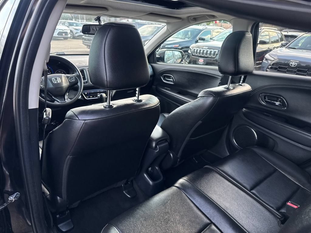 Used 2017 Honda HR-V EX-L image 32