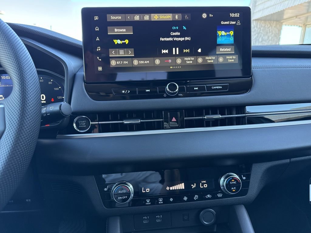 New 2025 Mitsubishi Outlander SE image 17