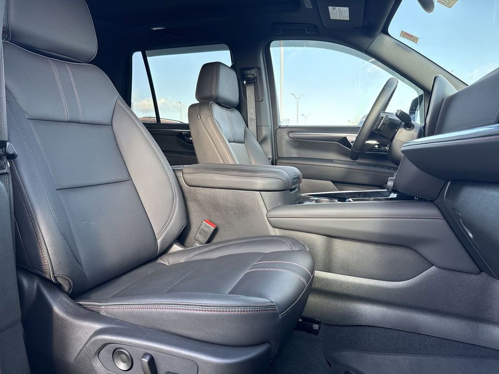 Used 2026 Chevrolet Tahoe RST w/ Comfort Package image 26