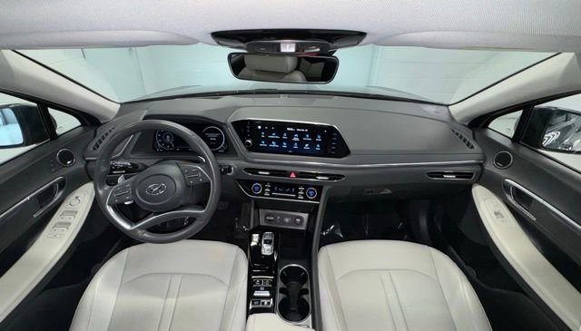 Used 2022 Hyundai Sonata Limited image 16