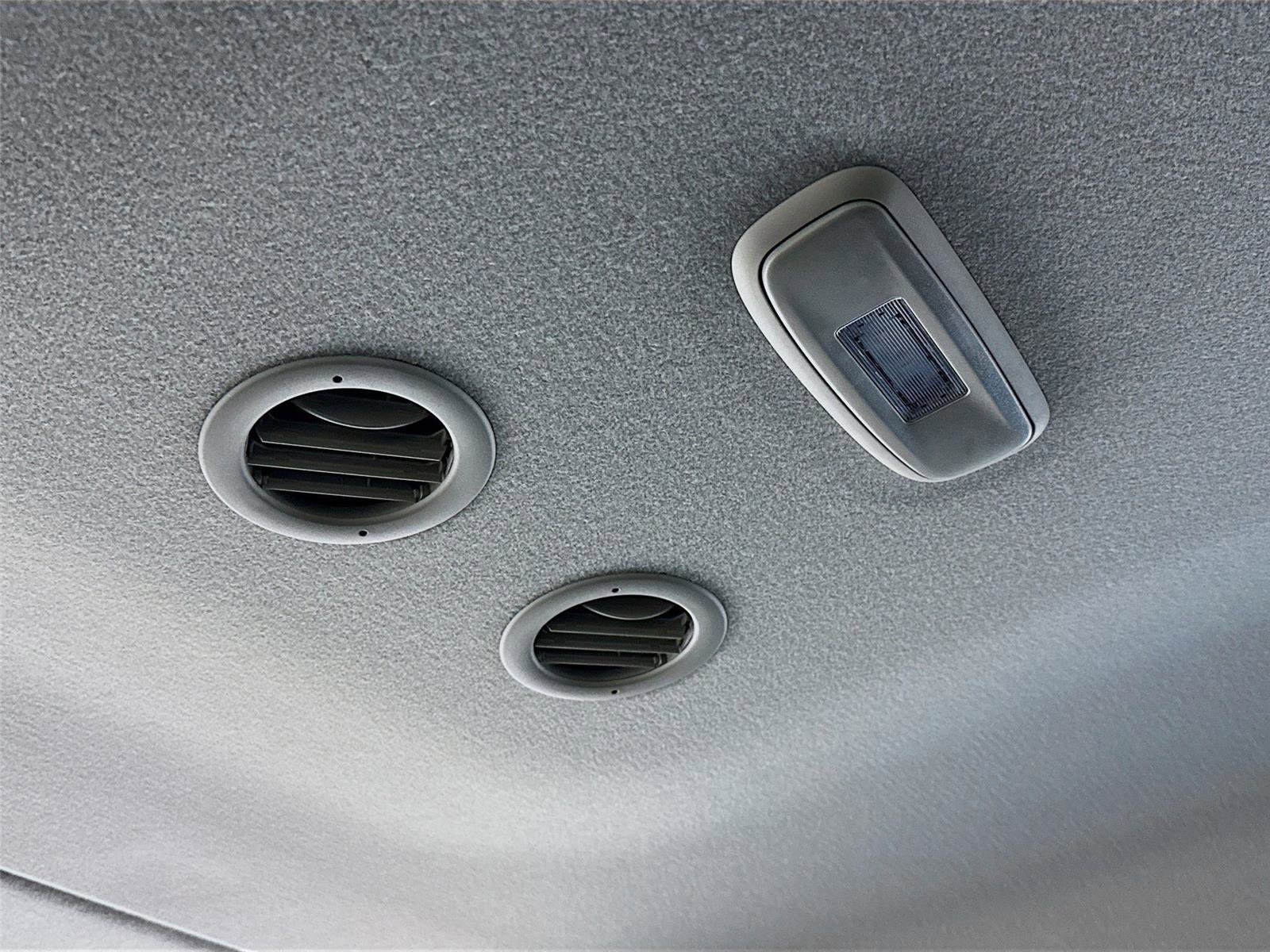 Used 2024 Ford Transit 350 XLT image 18