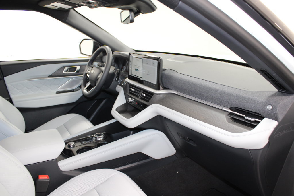 New 2027 Ford Explorer Platinum AWD/4WD image 30