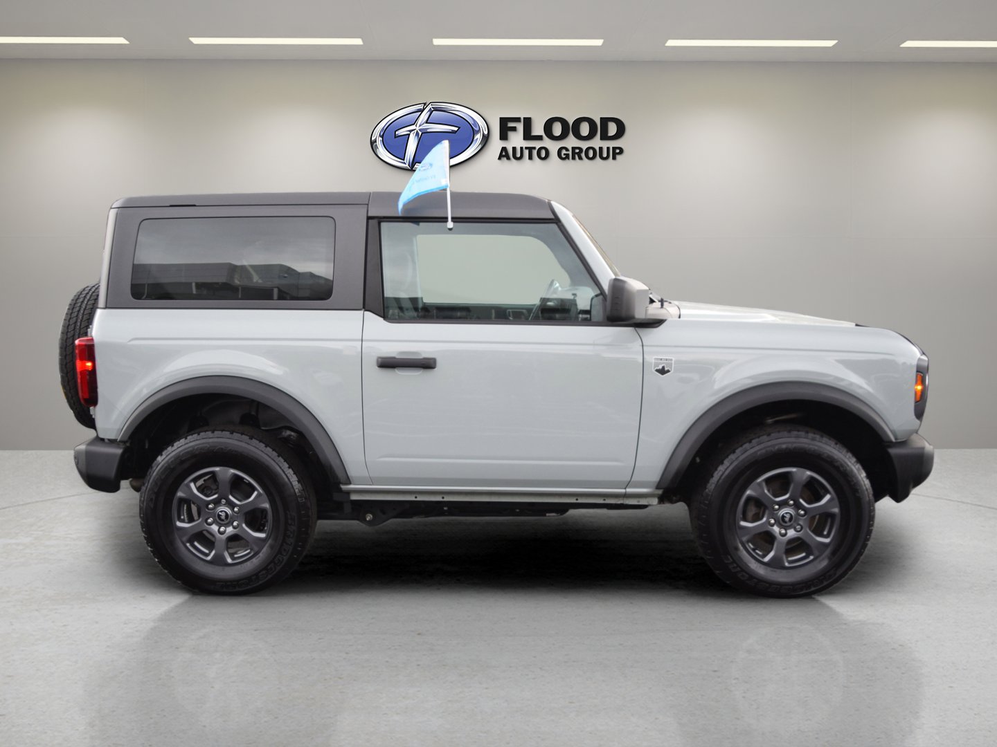 Used 2022 Ford Bronco Big Bend image 3