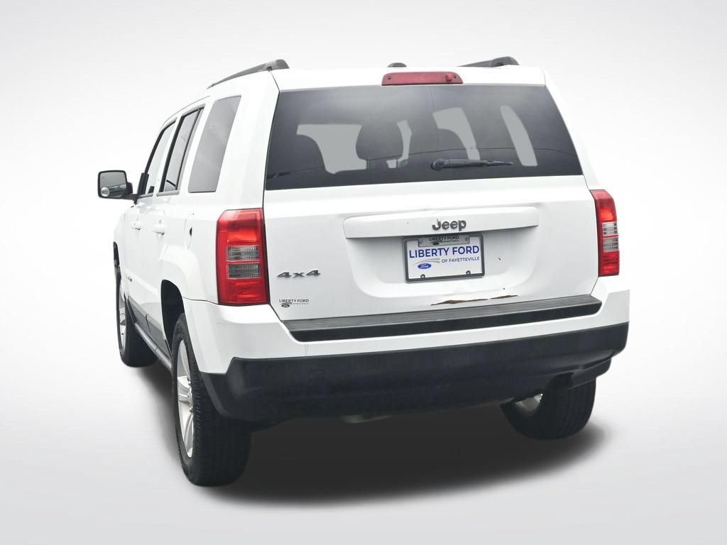 Used 2014 Jeep Patriot Sport w/ Power Value Group AWD/4WD image 9