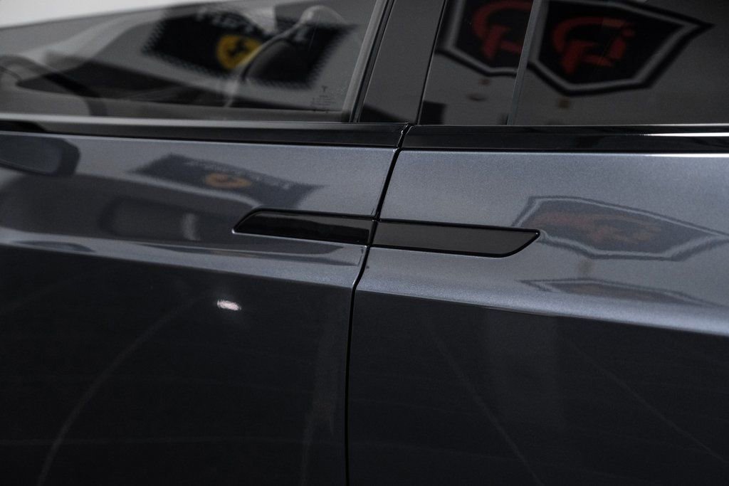 Used 2022 Tesla Model X image 42