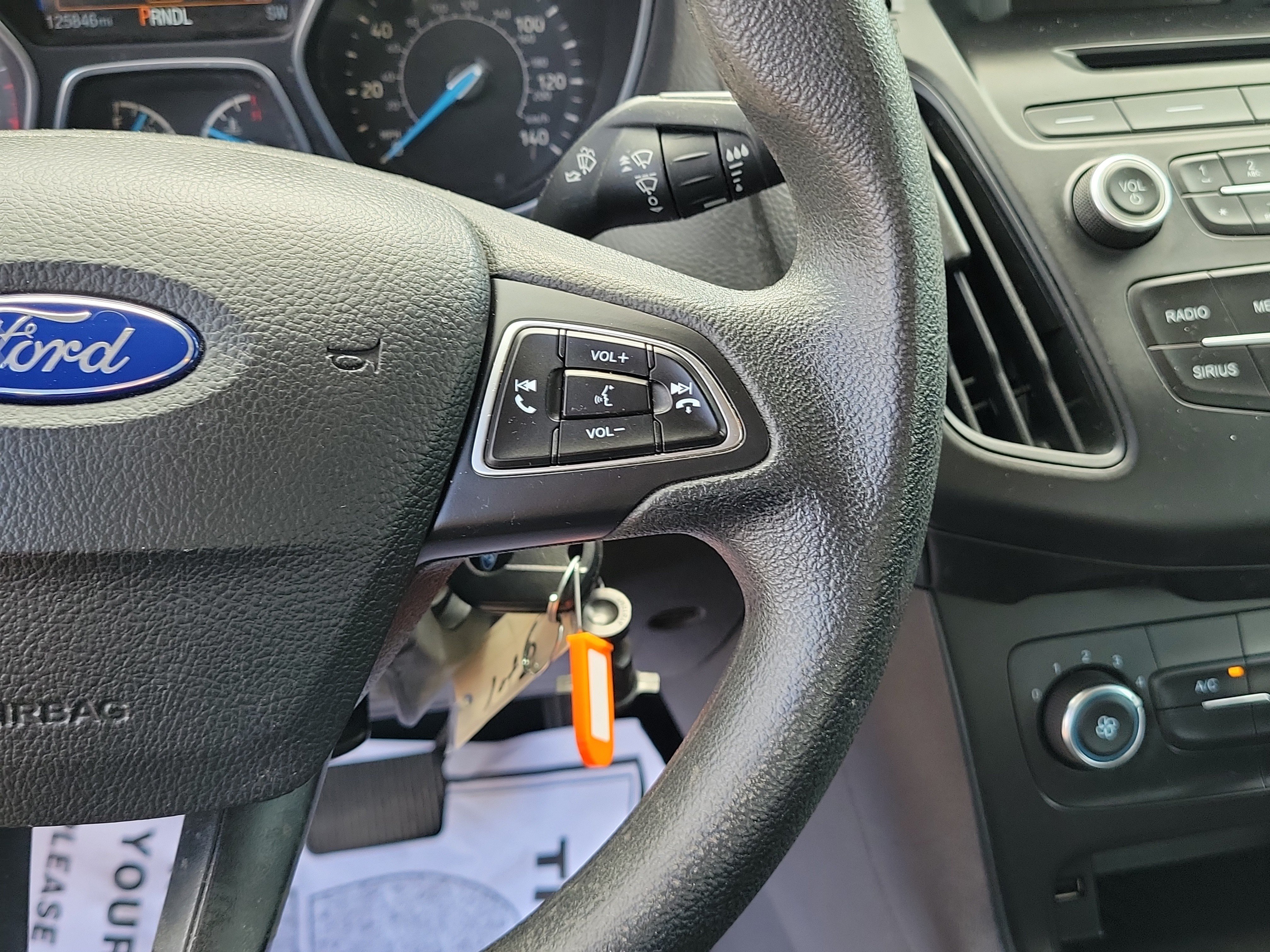 Used 2016 Ford Focus SE w/ Reverse Sensing Package FWD image 22