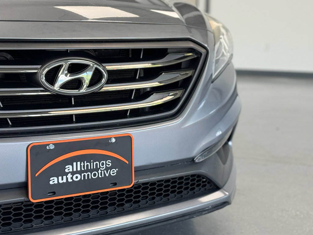 Used 2016 Hyundai Sonata Sport w/ Option Group 1V FWD image 11
