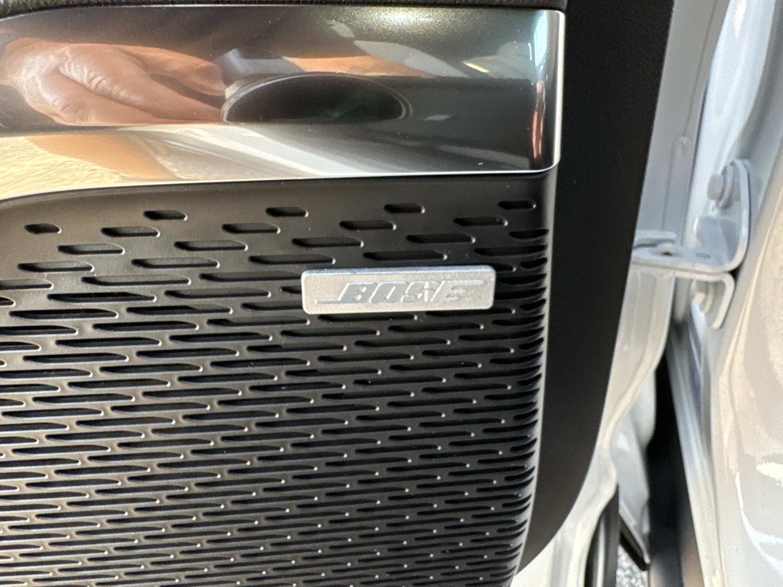 New 2026 GMC Acadia Elevation image 13