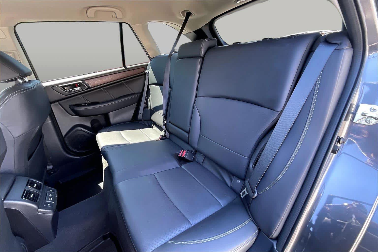 Used 2019 Subaru Outback 2.5i Limited AWD/4WD image 20