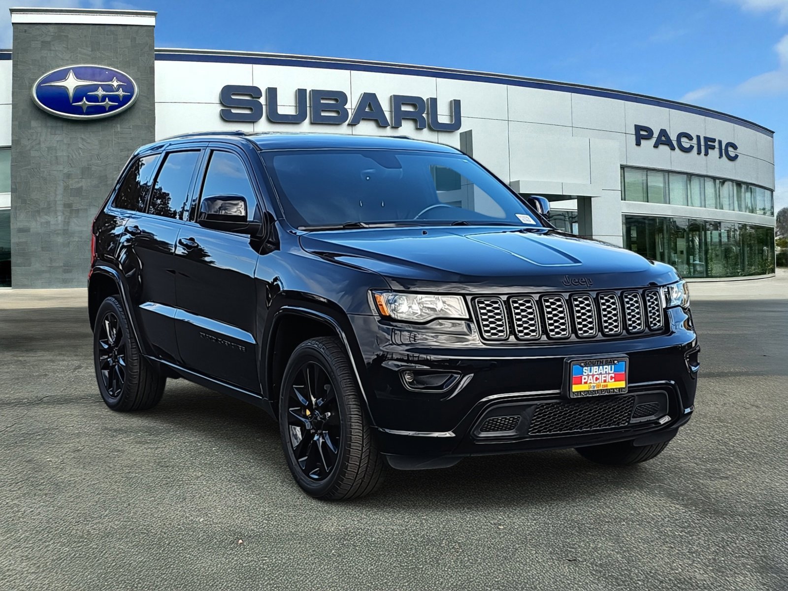 Used 2018 Jeep Grand Cherokee Altitude