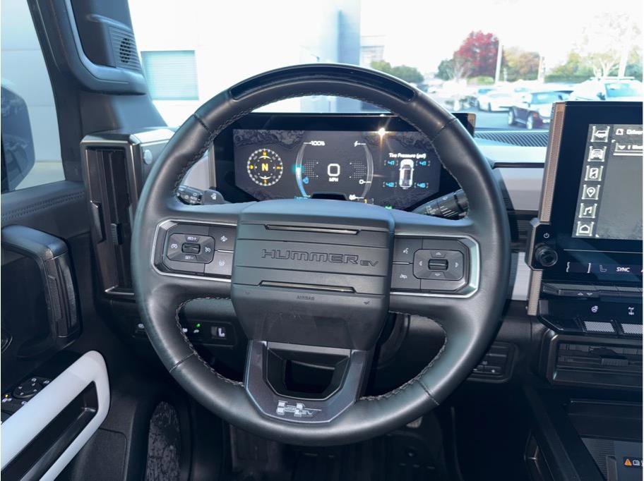 Used 2024 GMC Hummer EV 2X w/ Extreme Off-Road Package image 16