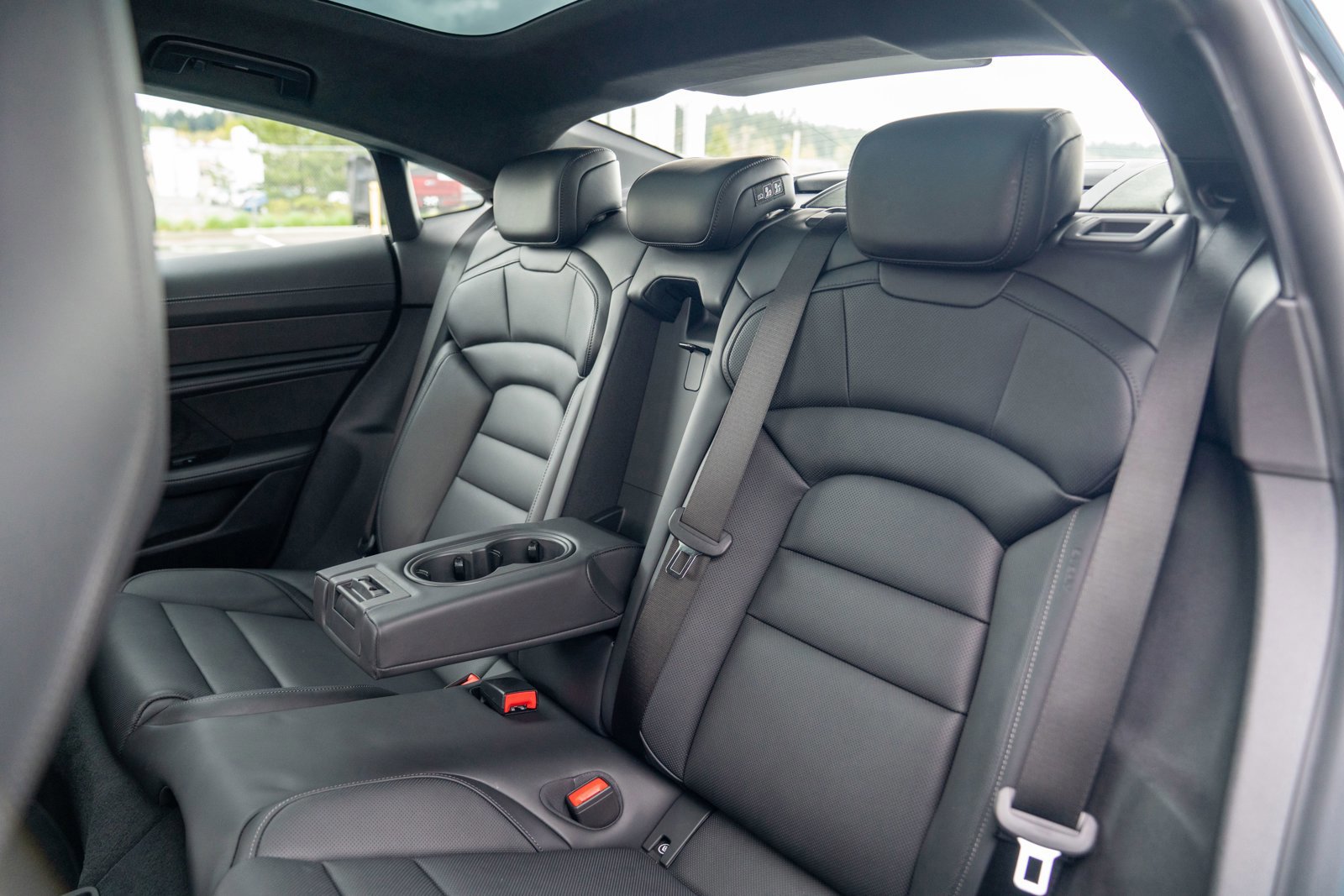 Certified 2025 Porsche Taycan Turbo image 22