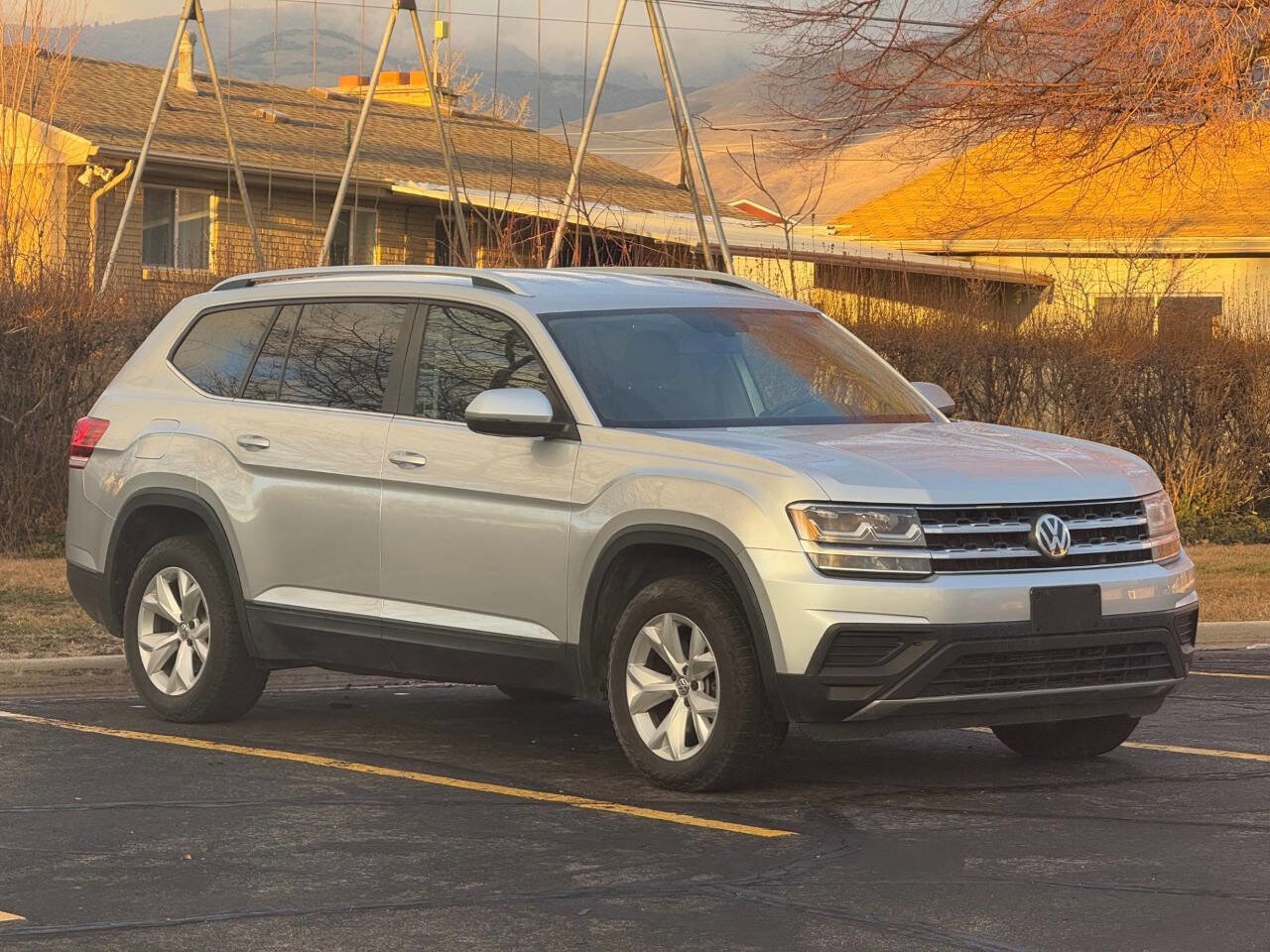 Used 2019 Volkswagen Atlas S w/ Towing Package AWD/4WD image 3