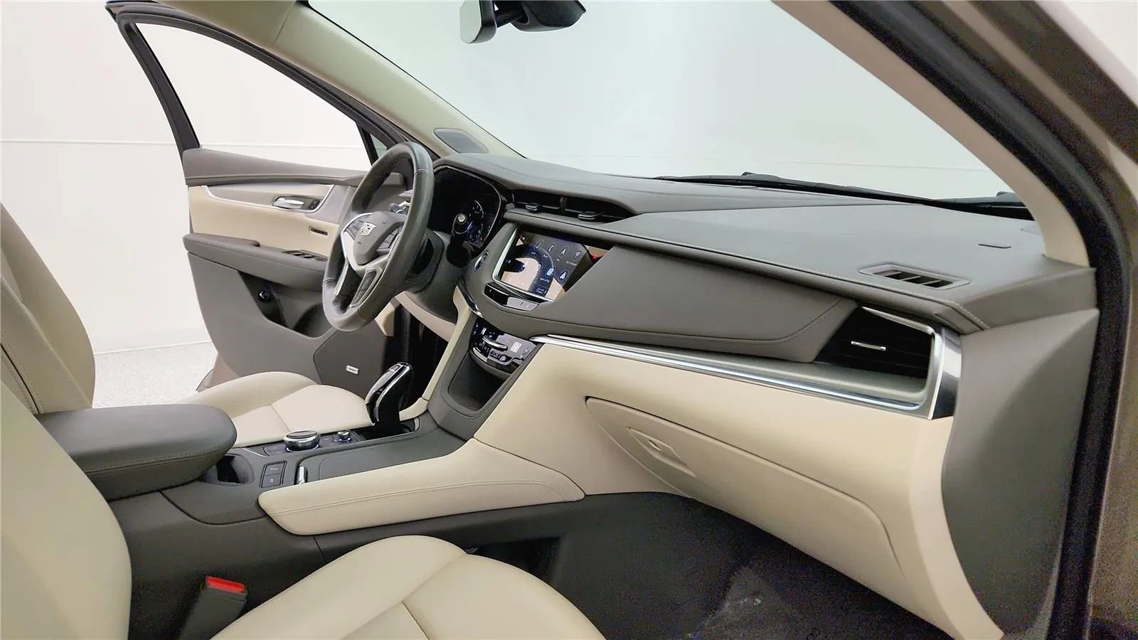 Used 2023 Cadillac XT5 Premium Luxury image 38