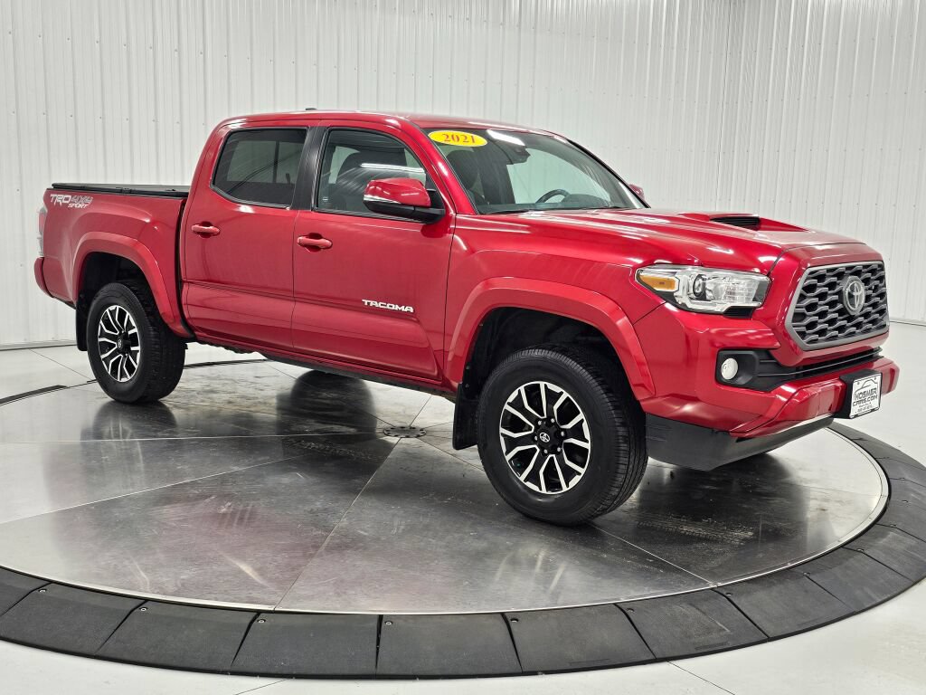 Used 2021 Toyota Tacoma TRD Sport AWD/4WD image 7