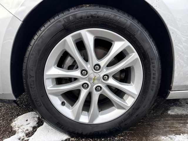 Used 2018 Chevrolet Malibu LT image 28