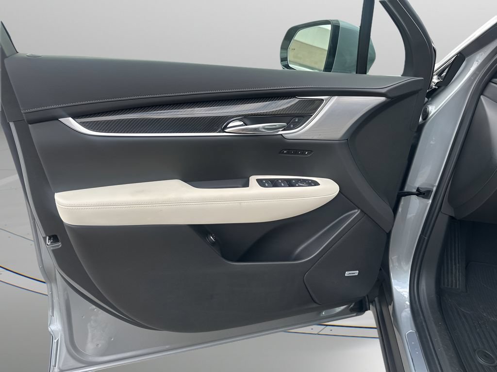 New 2025 Cadillac XT6 Sport w/ Technology Package AWD/4WD image 21