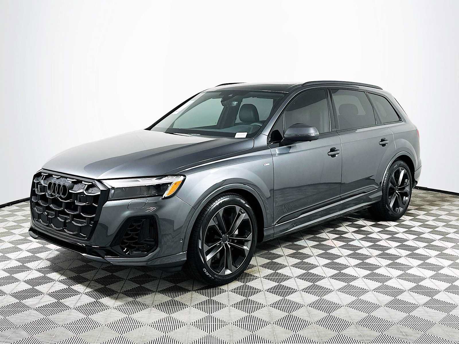 New 2026 Audi Q7 Premium Plus AWD/4WD image 3