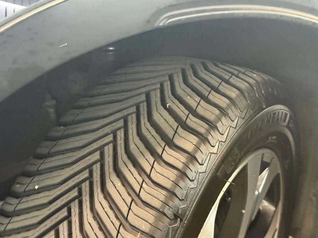 Used 2020 Subaru Outback Limited XT AWD/4WD image 19