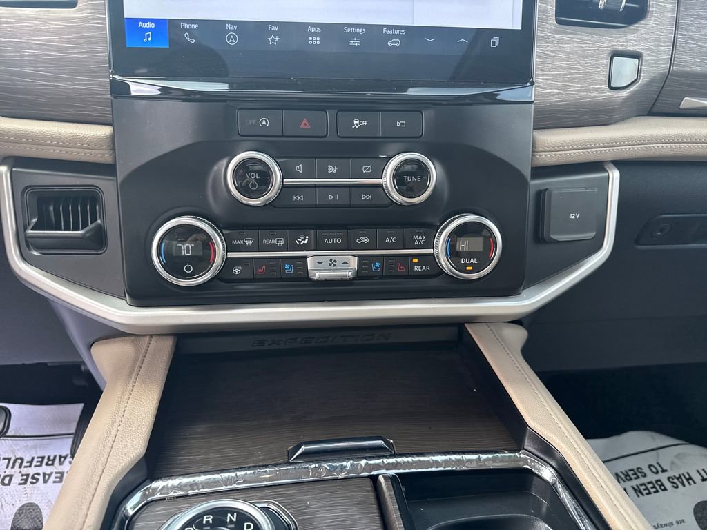 Used 2024 Ford Expedition Limited image 22