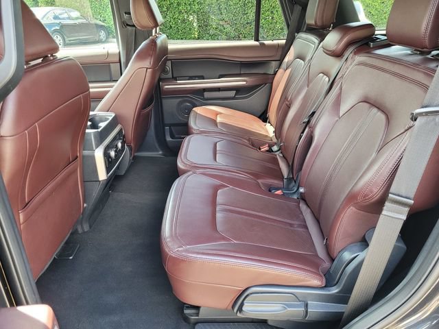 Used 2024 Ford Expedition Limited AWD/4WD image 9