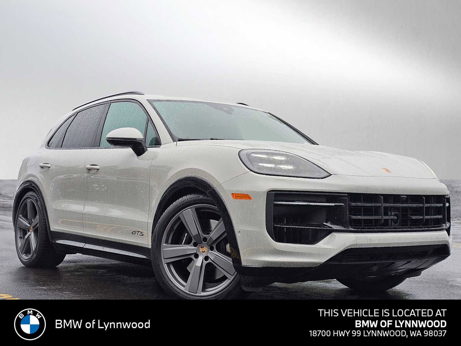Used 2025 Porsche Cayenne GTS AWD/4WD image 1
