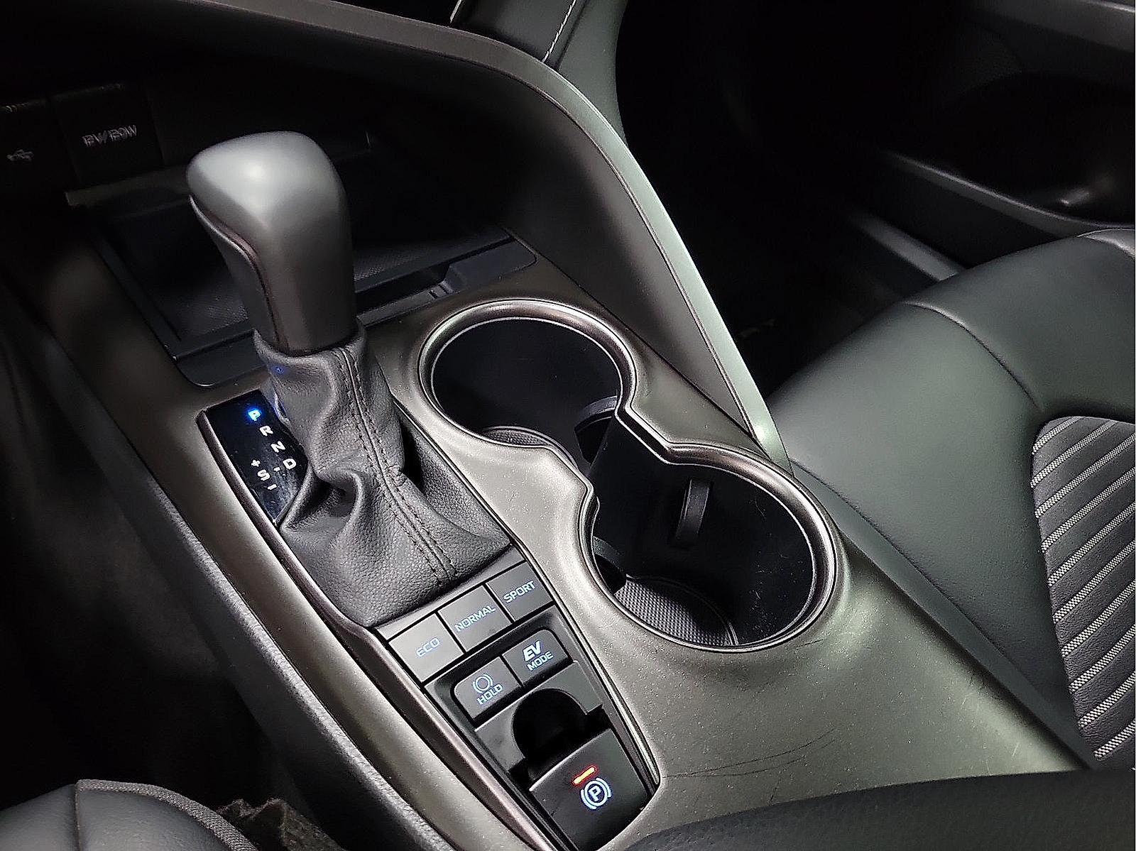 Certified 2024 Toyota Camry SE FWD image 18