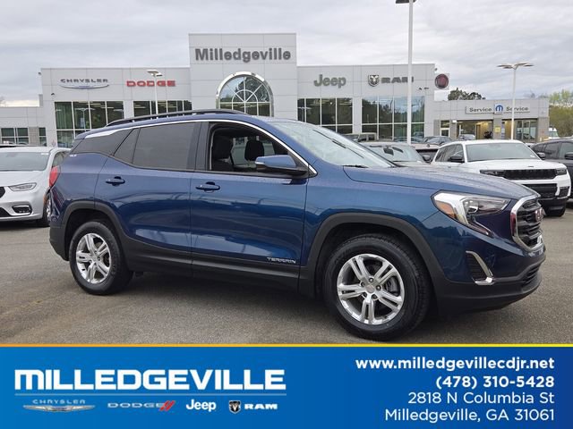 Used 2020 GMC Terrain SLE w/ Driver Convenience Package AWD/4WD image 1