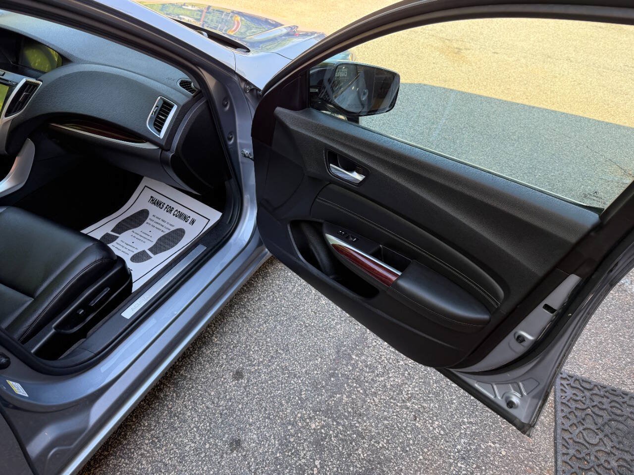 Used 2015 Acura TLX FWD image 21