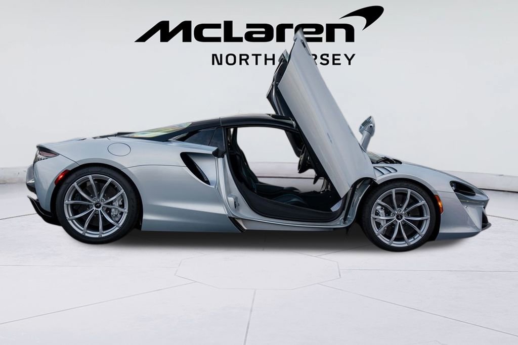 New 2026 McLaren Artura Spider image 10