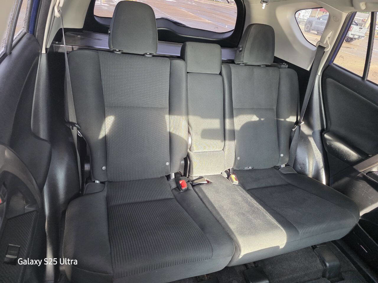 Used 2015 Toyota RAV4 LE FWD image 23