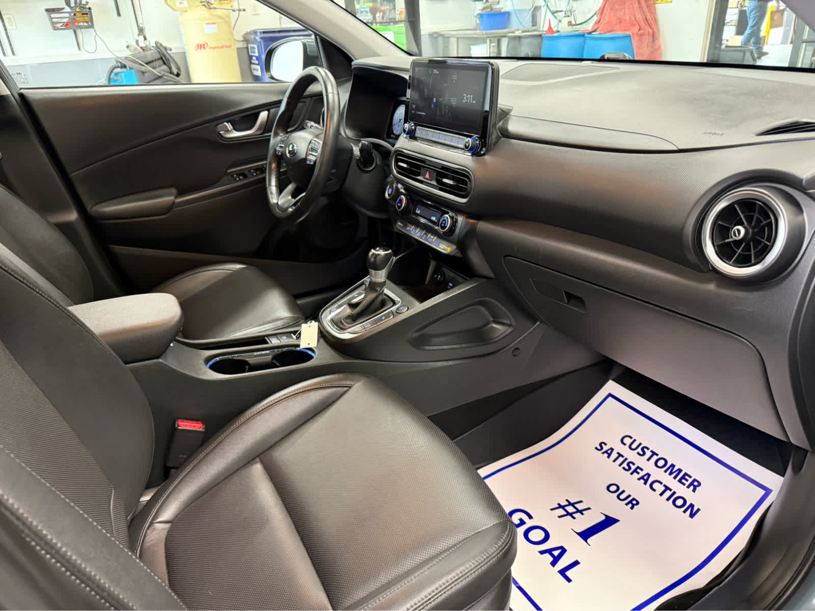 Used 2022 Hyundai Kona Limited w/ Cargo Package AWD/4WD image 34