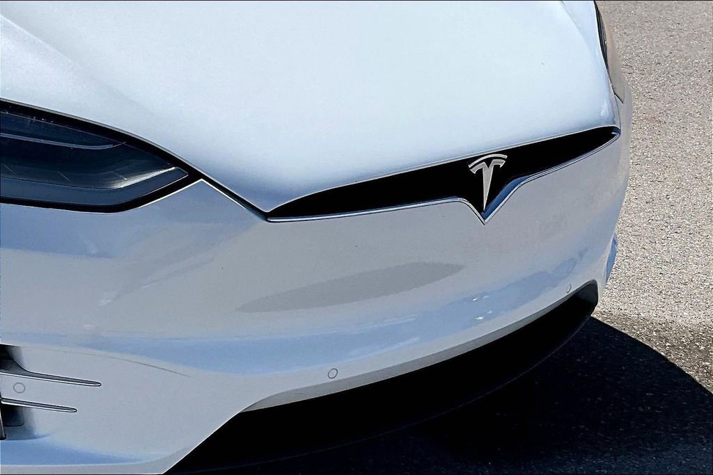Used 2020 Tesla Model X Long Range image 28