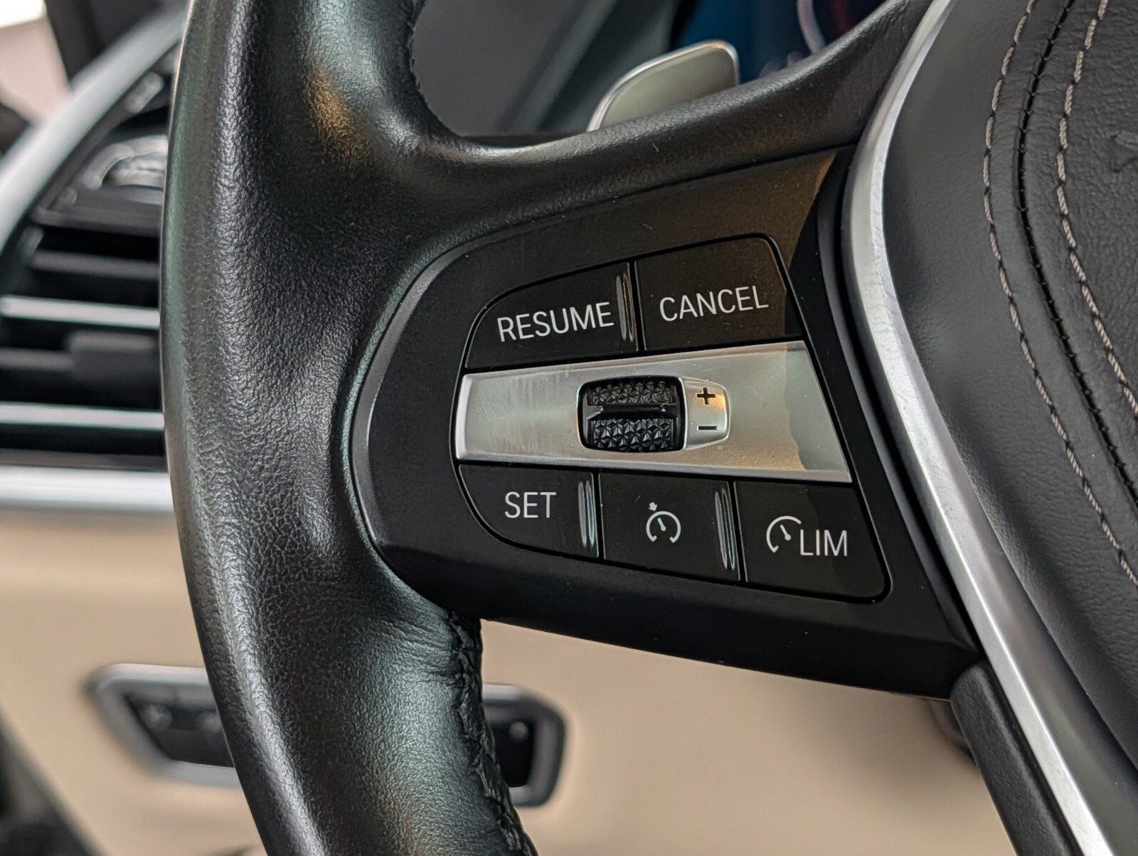 Used 2019 BMW X5 xDrive40i w/ Convenience Package image 20