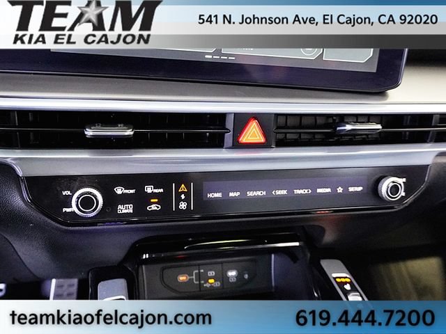 Certified 2025 Kia Sorento SX Prestige AWD/4WD image 31
