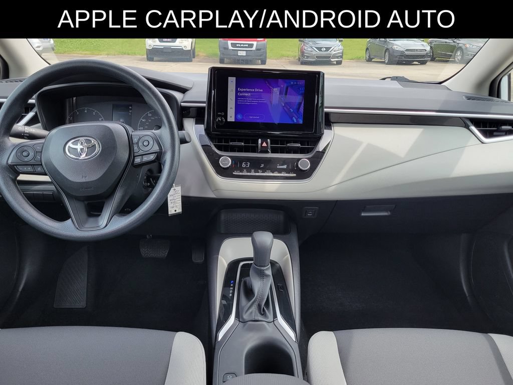 Used 2025 Toyota Corolla LE FWD image 7