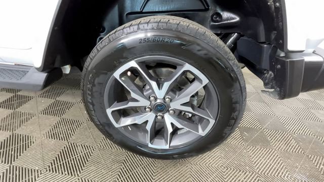 Used 2024 Jeep Wrangler Unlimited w/ Convenience Group AWD/4WD image 17