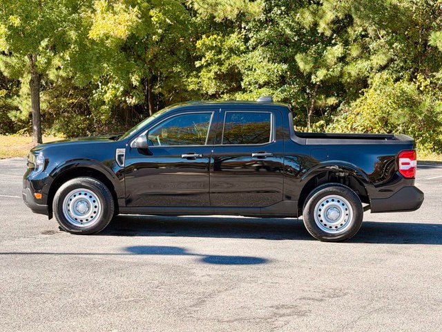 Used 2025 Ford Maverick XL w/ 4K Tow Package AWD/4WD image 3