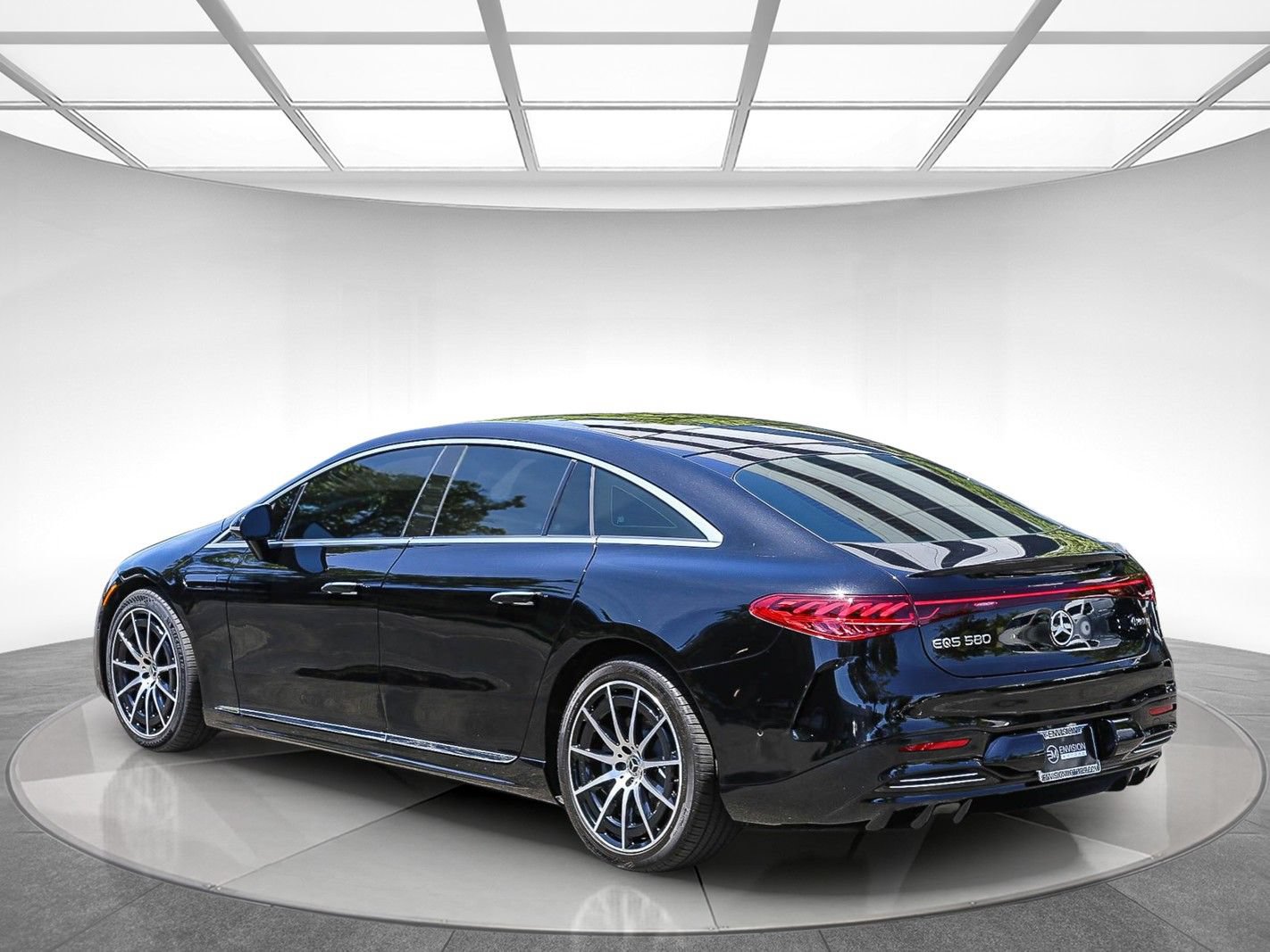 Used 2023 Mercedes-Benz EQS 580 4MATIC Sedan image 2