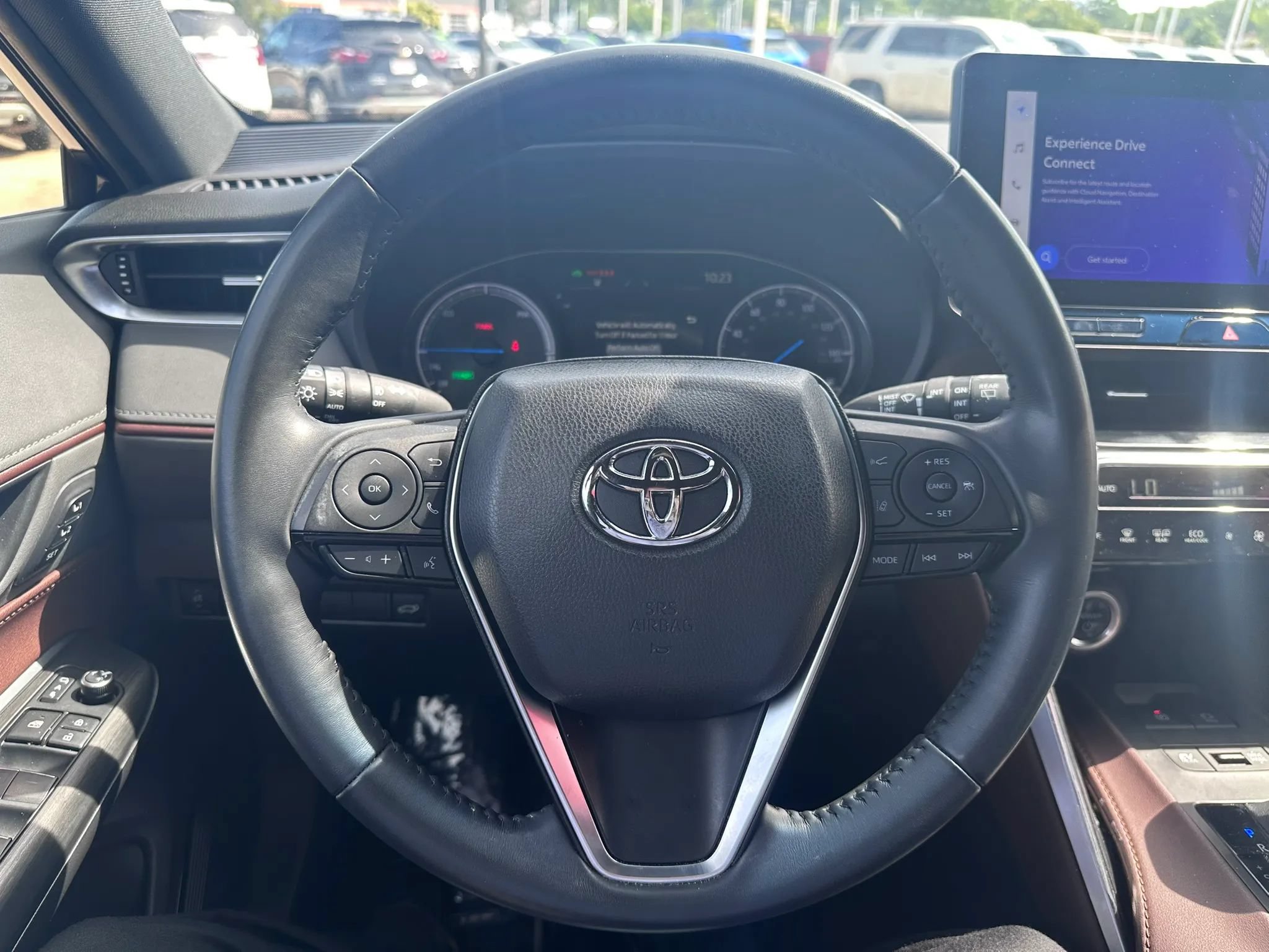Used 2024 Toyota Venza XLE AWD/4WD image 15