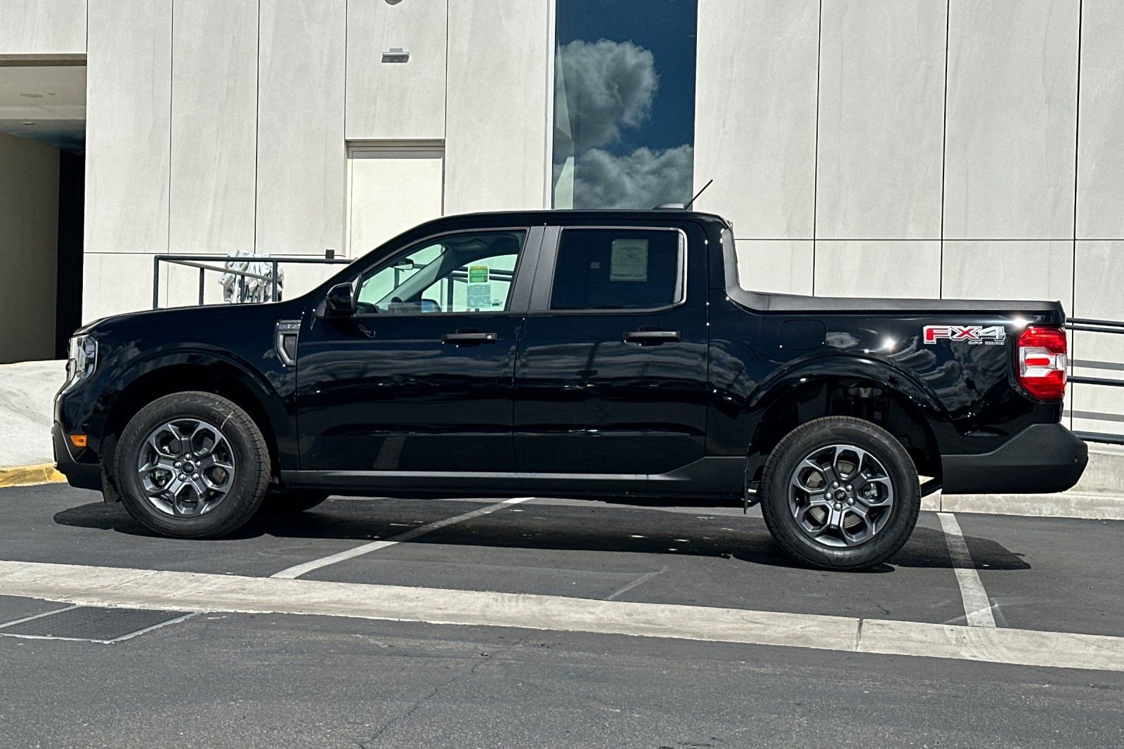 New 2026 Ford Maverick XLT w/ XLT Luxury Package image 6