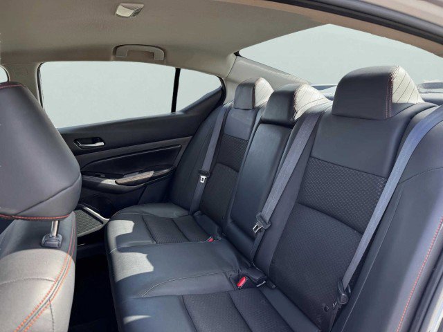 Used 2024 Nissan Altima 2.5 SR image 34