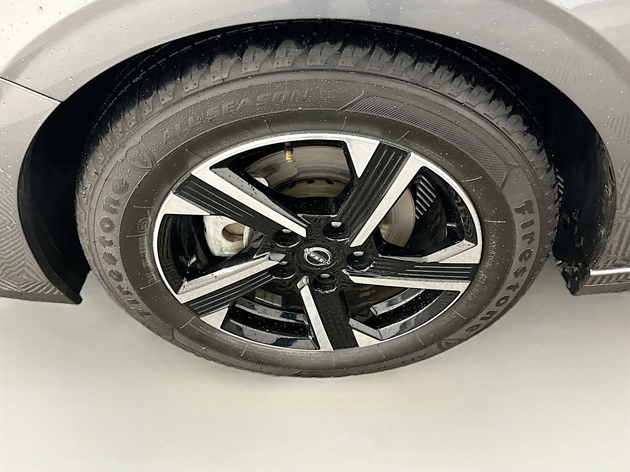 Used 2024 Nissan Sentra SV image 11