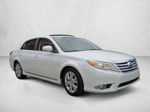 Used 2012 Toyota Avalon image 3
